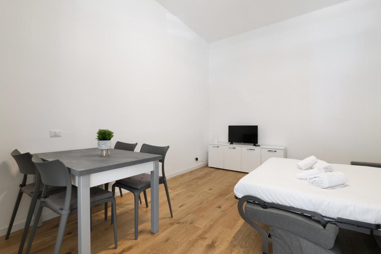 Ferienwohnung Primopiano - La Malfa Flats Mailand Exterior foto